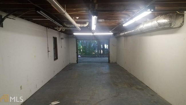 Building Photo - 1160 Jill Ln SW