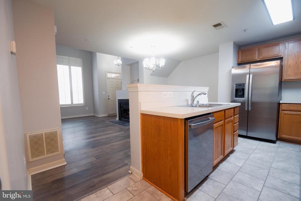 12222 Open View Ln, Kettering, MD 20774 Townhome Rentals in Kettering MD