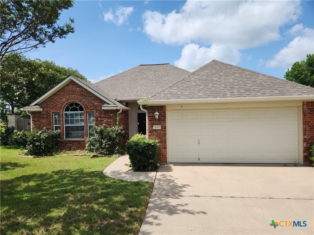 Foto principal - 2603 Blue Meadow Dr