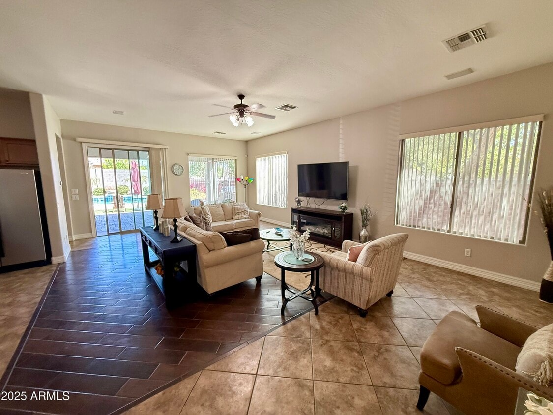 Foto principal - 15344 W Corrine Dr