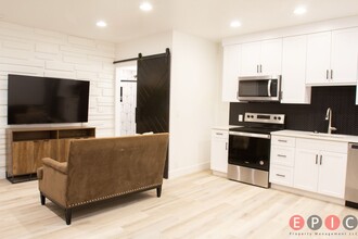 Building Photo - 564 Lewski Ln