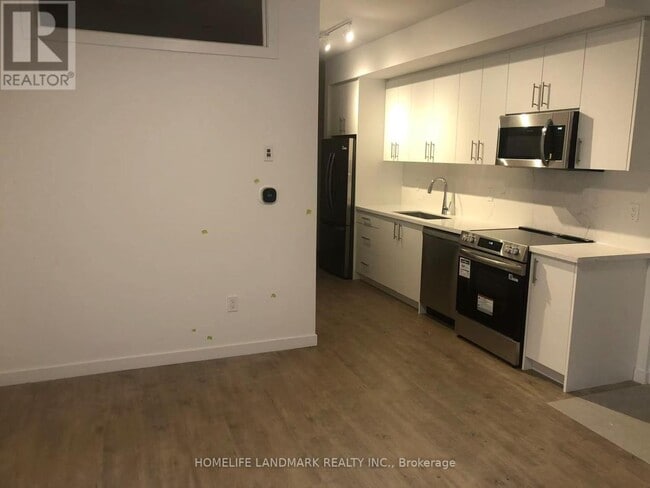 Photo du bâtiment - 113 Marydale Ave