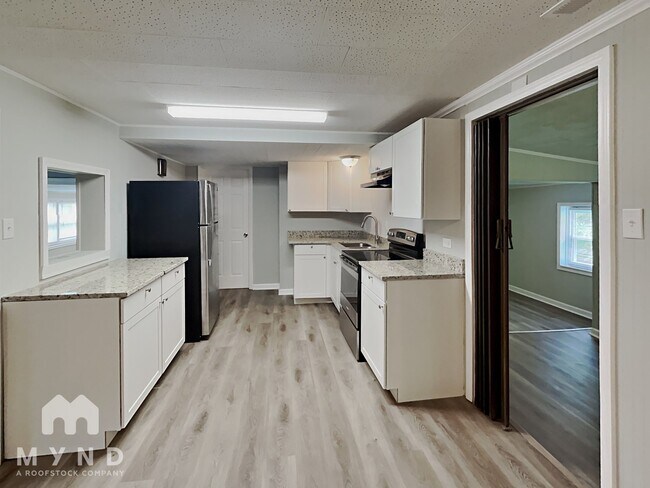 Building Photo - 5520 Kool Springs Dr