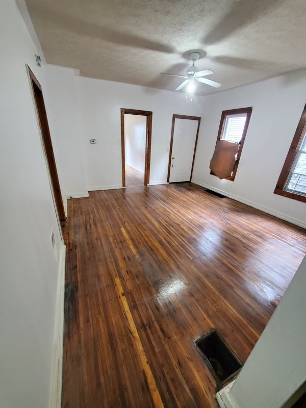 Foto principal - 135 6th St