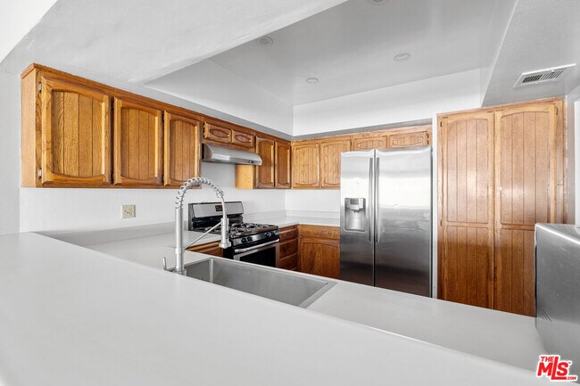 Foto del edificio - 5125 Harold Way