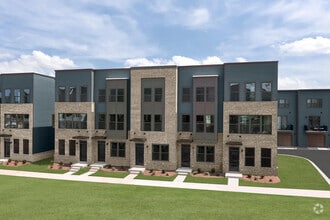 Building Photo - Room in Townhome on Coquina Ln