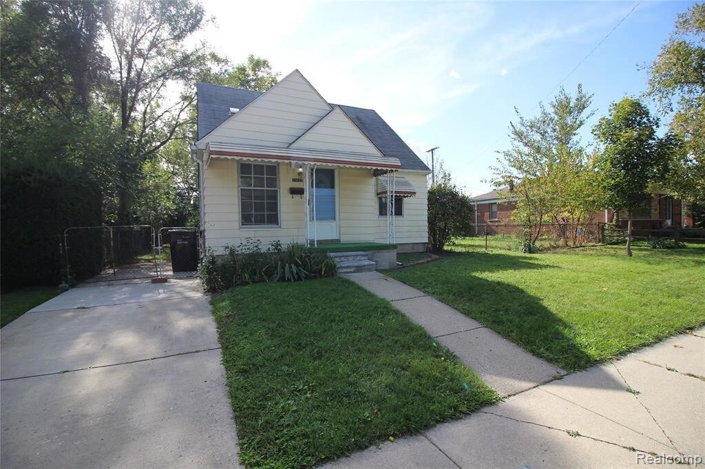 Foto principal - 14621 Paris St