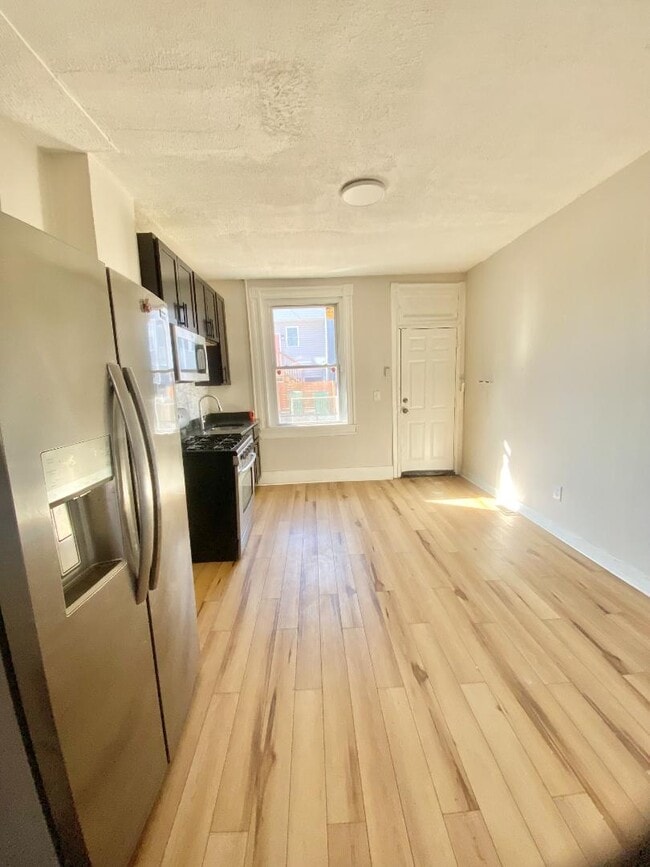 Foto del edificio - 514 N Decker Ave