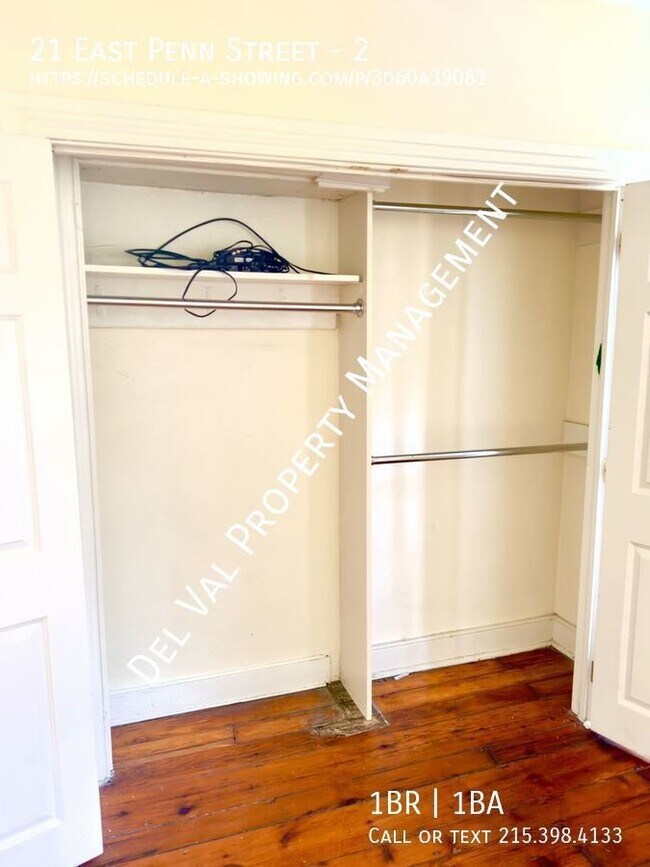 Building Photo - Spacious 2nd floor 1-Bd Apartment for Rent...