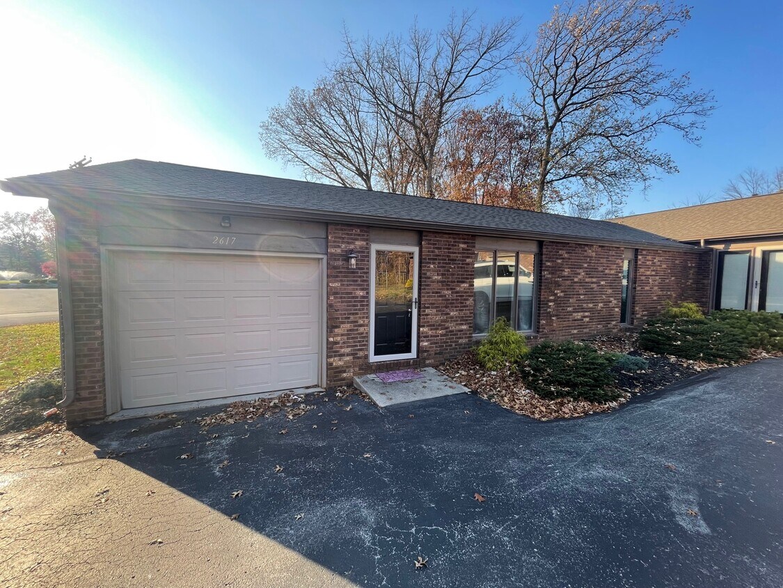 2617 Struthmore Dr Unit 2617, Lima, OH 45806 Condo for Rent in Lima