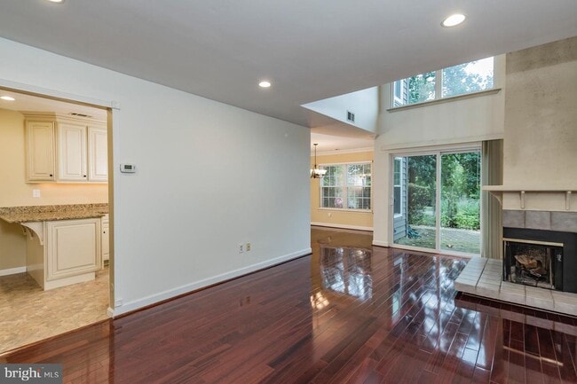 Building Photo - 28 A Chicopee Dr