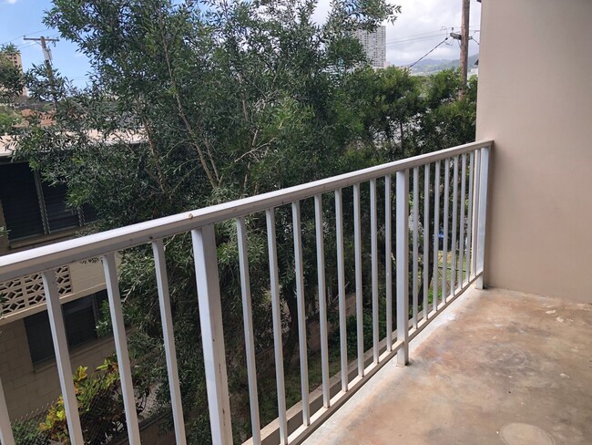 Foto del edificio - Citron Villa, 1 bdrm, 1 bath, 1 covered pk...
