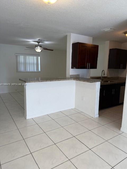 Foto del edificio - 708 SW 9th St