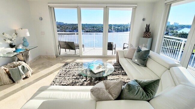 Foto del edificio - 511 Bayshore Dr