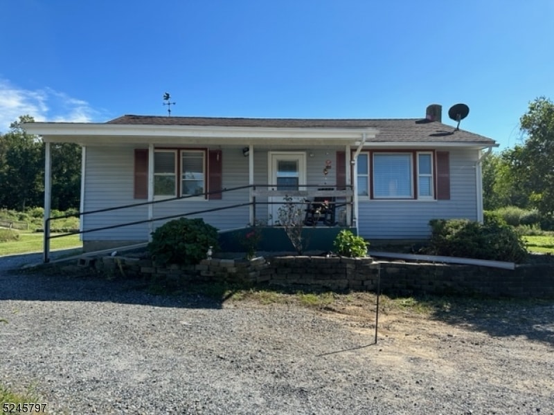 Primary Photo - 181 Petersburg Rd