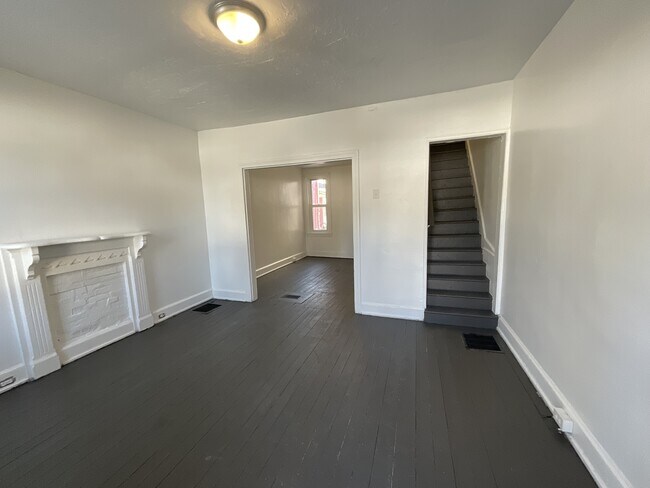 Foto del edificio - 360 S Pershing Ave