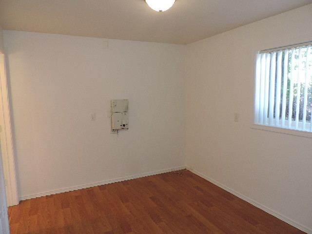 Building Photo - 5840 SW Erickson Ave