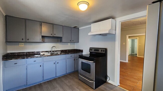 Foto del edificio - 3/1 in Sulphur Springs with Large Storage ...
