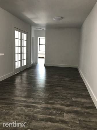 Building Photo - 13240 Sanford Ave