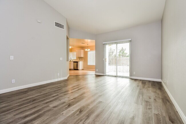 Foto del edificio - 3219 Lost Mesa Ct