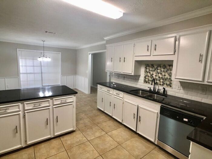 1 Sandalwood Dr, Madison, MS 39110 House Rental in Madison, MS