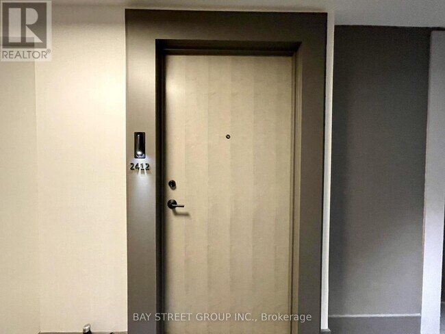 Photo du bâtiment - 130 River St