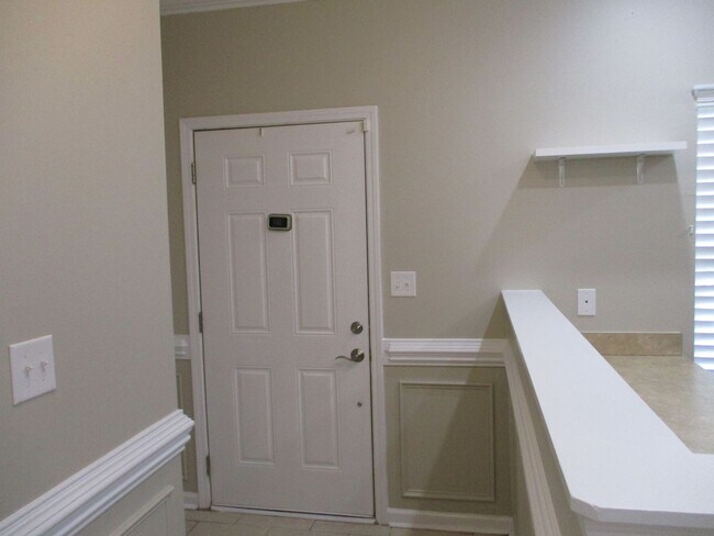 Foto del edificio - 3 Bedroom Townhouse with a Loft Area and a...