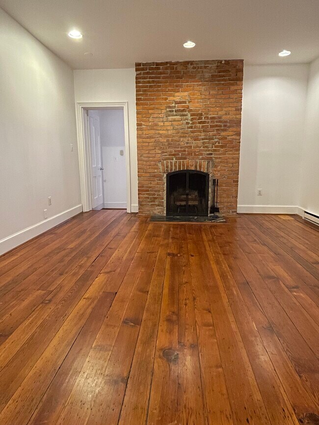 Living Room - 1113 M St NW