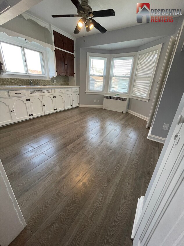 Primary Photo - 1027 W Morgan Ave