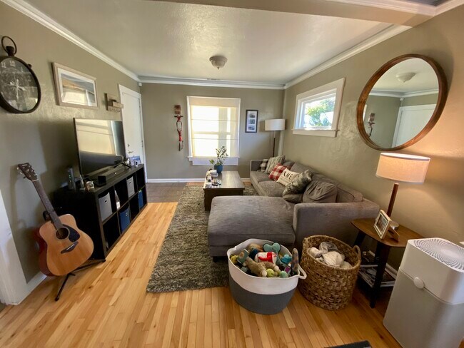 Foto del edificio - 5309 L St