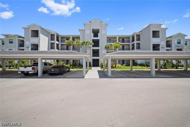 Foto del edificio - 15285 Grn Acrs Ave