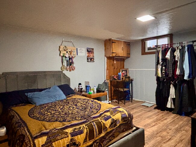 Foto del edificio - 1368 Davis Ave