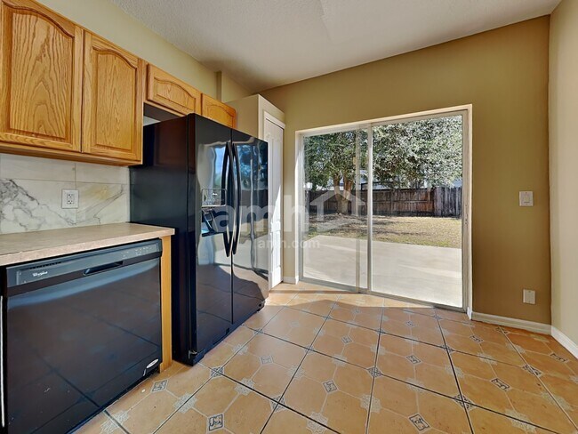 Foto del edificio - 18137 Lembrecht Way