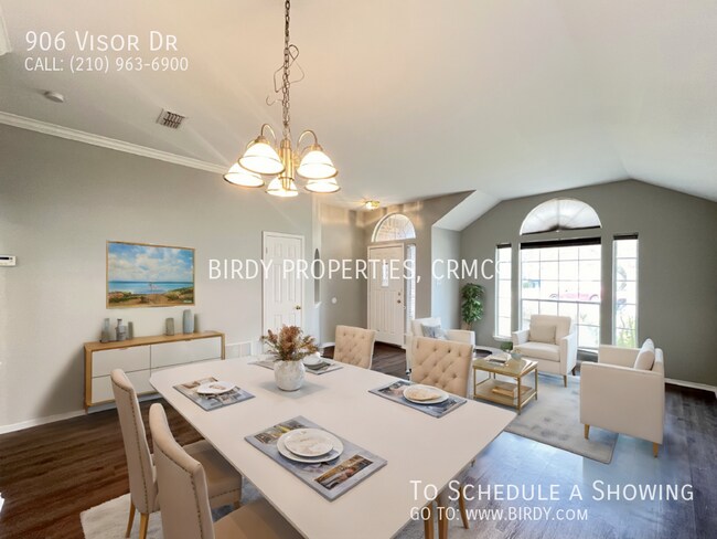 Building Photo - "Charming 3-Bedroom Sanctuary with Cozy Fi...