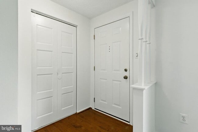 Building Photo - 351 Gundry Dr