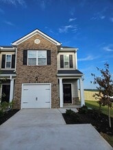 Building Photo - 811 Grovebury Ct