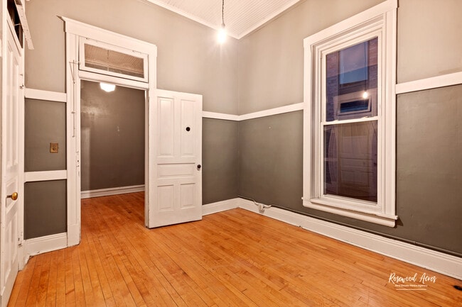 Building Photo - 169 S Schuyler Ave