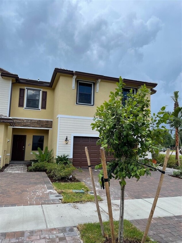 4605 Brumby Terrace, Davie, FL 33314 Townhome Rentals in Davie FL