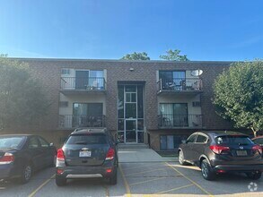 Building Photo - 6601 Hearne Rd
