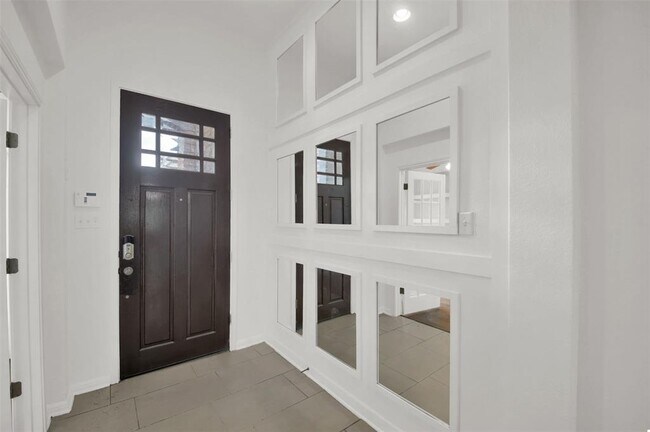 Foto del edificio - 104 Lost Ridge Way