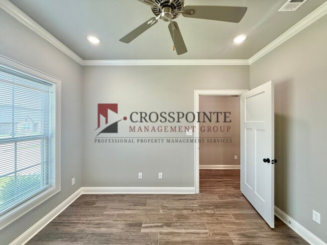 Foto del edificio - Beautiful 3 Bedroom 2 Bathroom Home!