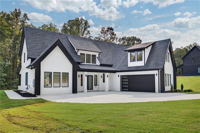 Building Photo - 127 Deer Cyn Dr