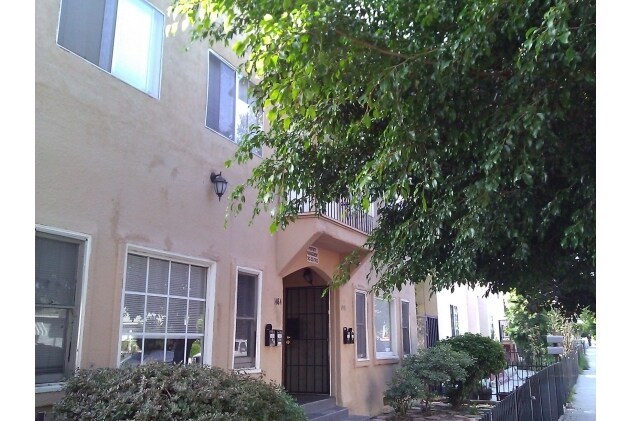 Building Photo - 1478 Henderson Ave