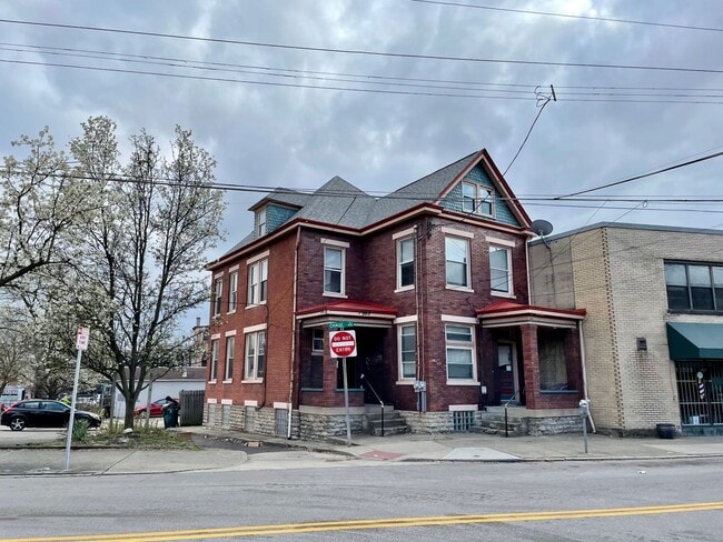 Photo - 1565 Chase Ave Apartment