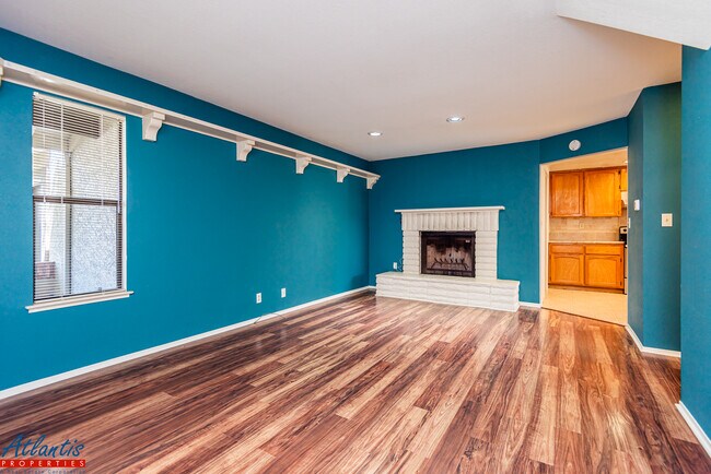 Foto del edificio - 1633 Sugarloaf Dr