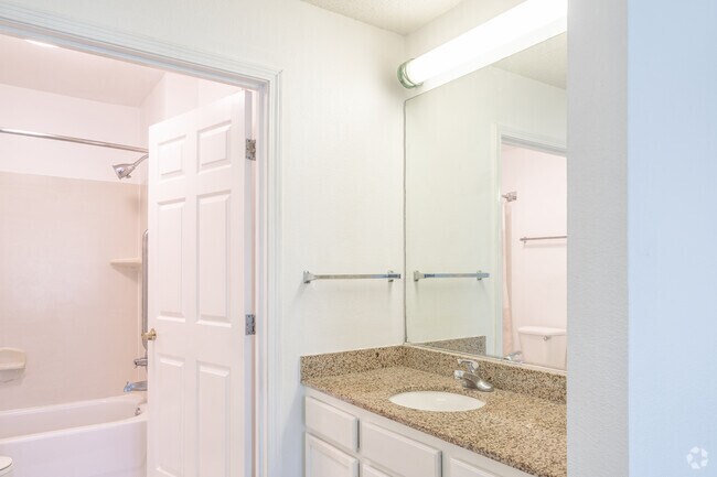 Foto del edificio - Skye Ridge Apartments