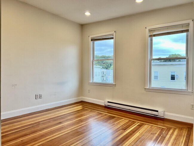 Photo - 578 Washington St Townhome