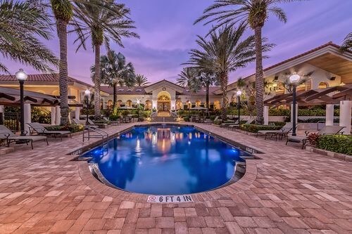 Foto del edificio - 6192 NW 24th St