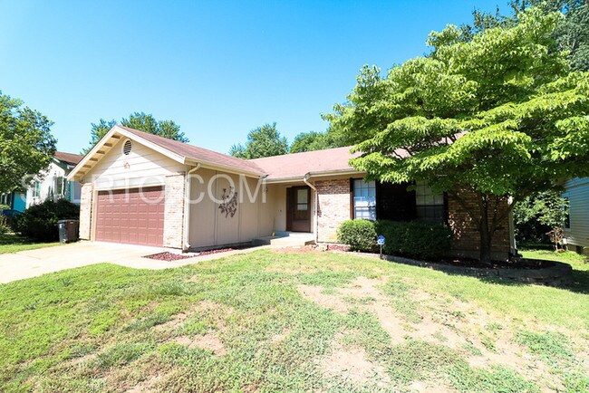 Foto del edificio - 12111 Castilon Ave