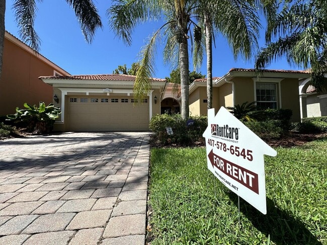 Building Photo - Beautiful Mediterranean Style Home in the ...
